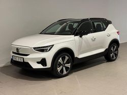 Vit Begagnad 2022 Volvo XC40 Core SUV | 354 500 kr