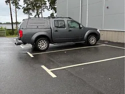 Grå Begagnad 2011 Nissan Navara Pickup | 105 000 kr (Marknadspris)