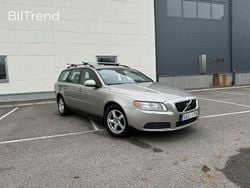 Ljusbrun Begagnad 2008 Volvo V70 Kinetic Kombi | 39 900 kr (Marknadspris)