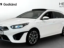 Vit (white) Begagnad 2022 Kia Ceed Sportswagon 2 Kombi | 269 900 kr (Marknadspris)