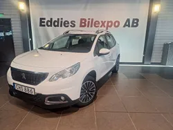 Vit Begagnad 2017 Peugeot 2008 Active SUV | 99 900 kr (Marknadspris)