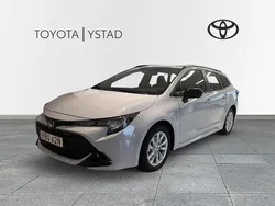 Grå Begagnad 2025 Toyota Corolla Active Kombi | 319 000 kr (Marknadspris)