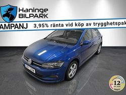 Blå Begagnad 2020 VW Polo Halvkombi | 139 995 kr