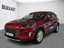 Röd Begagnad 2022 Ford Kuga Titanium SUV | 194 800 kr (Marknadspris)