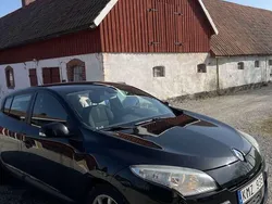 Svart Begagnad 2009 Renault Mégane III Halvkombi | 36 500 kr (Marknadspris)