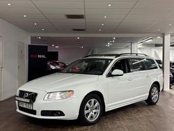 Vit Begagnad 2012 Volvo V70 Momentum Kombi | 104 900 kr (Marknadspris)