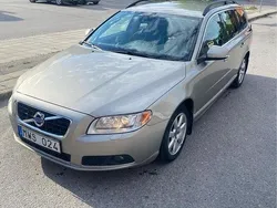 Brun Begagnad 2013 Volvo V70 Momentum Kombi | 92 000 kr (Marknadspris)