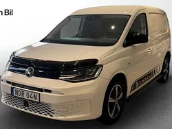 Vit (candyvit) Ny 2025 VW Caddy Minibuss | 443 750 kr (Dyr)