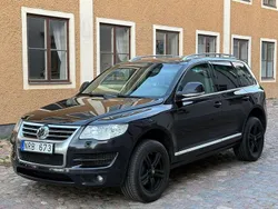 Svart Begagnad 2009 VW Touareg SUV | 79 900 kr (Marknadspris)
