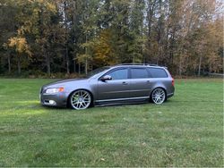 Grå Begagnad 2008 Volvo V70 Momentum Kombi | 89 000 kr