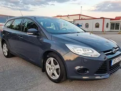 Grå Begagnad 2014 Ford Focus Trend Kombi | 69 000 kr (Marknadspris)