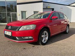Röd Begagnad 2012 VW Passat Kombi | 44 800 kr (Superpris)