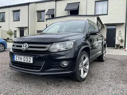 Svart Begagnad 2015 VW Tiguan R-line SUV | 142 000 kr (Marknadspris)