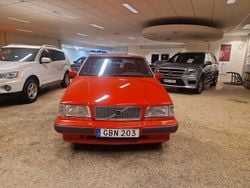 Röd Begagnad 1994 Volvo 850 SE Sedan | 49 900 kr