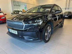 Svart (black magic metallic) Begagnad 2022 Skoda Enyaq iV SUV | 289 900 kr (Bra pris)