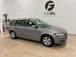 Grå Begagnad 2007 Volvo V50 Momentum Kombi | 44 900 kr (Marknadspris)