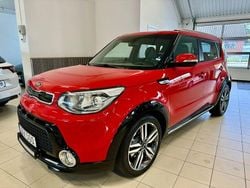Röd (rödmetallick) Begagnad 2016 Kia Soul SUV | 135 000 kr (Dyr)