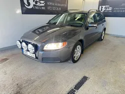 Grå Begagnad 2008 Volvo V70 Kinetic Kombi | 45 900 kr (Marknadspris)