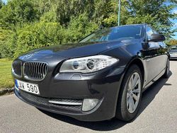 Grå Begagnad 2012 BMW 520 Kombi | 109 900 kr (Marknadspris)