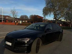 Svart Begagnad 2015 Audi A6 Comfort Kombi | 139 000 kr (Marknadspris)