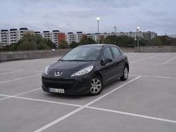 Svart Begagnad 2010 Peugeot 207 Halvkombi | 21 900 kr (Bra pris)