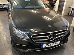 Svart Begagnad 2019 Mercedes E200 Avantgarde Kombi | 269 500 kr (Marknadspris)