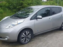 Silver Begagnad 2017 Nissan Leaf Tekna Halvkombi | 99 000 kr (Bra pris)