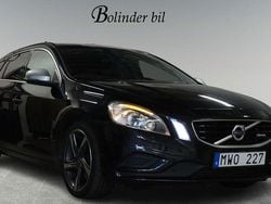 Svart Begagnad 2012 Volvo V60 R-Design Kombi | 128 900 kr (Marknadspris)