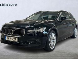 Svart Begagnad 2021 Volvo V90 Momentum Kombi | 349 900 kr (Marknadspris)