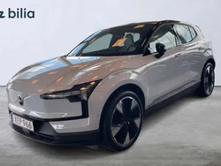 Ljusblå (blå) Begagnad 2024 Volvo EX30 Performance SUV | 439 900 kr (Bra pris)