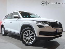 Vit Begagnad 2020 Skoda Kodiaq Style SUV | 309 900 kr (Marknadspris)