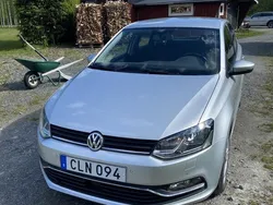 Silver Begagnad 2015 VW Polo Halvkombi | 108 000 kr (Marknadspris)