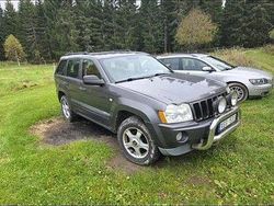 Grå Begagnad 2005 Jeep Grand Cherokee SUV | 25 000 kr