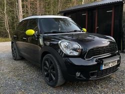 Svart Begagnad 2012 Mini Cooper SD Countryman SUV | 119 000 kr