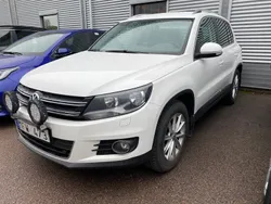 Vit Begagnad 2011 VW Tiguan Sportline SUV | 124 900 kr (Lite dyr)