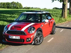 Röd Begagnad 2012 Mini John Cooper Works Halvkombi | 85 000 kr