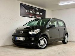 Svart Begagnad 2015 VW up! high up! Halvkombi | 65 000 kr (Marknadspris)