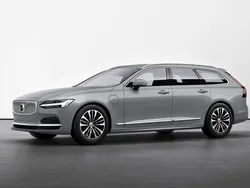 Grå Ny 2024 Volvo V90 Core Kombi | 539 900 kr (Marknadspris)