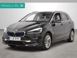 Svart Begagnad 2018 BMW 225 Active Tourer Luxury Line Minibuss | 179 900 kr (Superpris)