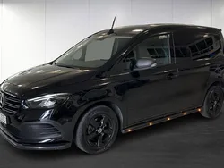 Svart (black) Begagnad 2023 Mercedes Citan 112 Van | 312 375 kr (Marknadspris)