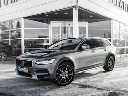 Osium grå Begagnad 2017 Volvo V90 CC Inscription Kombi | 359 000 kr (Marknadspris)