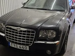 Svart Begagnad 2007 Chrysler 300C Touring Kombi | 19 500 kr