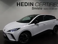 Vit Begagnad 2022 MG MG4 EV Luxury Halvkombi | 339 900 kr (Marknadspris)