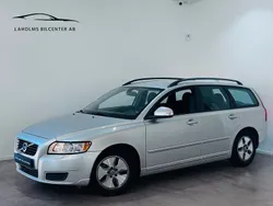 Ljusgrå (grå) Begagnad 2011 Volvo V50 Kinetic Kombi | 49 900 kr (Marknadspris)
