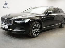 Svart Begagnad 2023 Volvo V90 Core Kombi | 369 900 kr (Marknadspris)