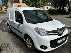 Vit Begagnad 2019 Renault Kangoo Minibuss | 120 000 kr (Marknadspris)