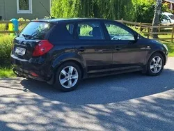 Svart Begagnad 2007 Kia Ceed 4 Halvkombi | 25 500 kr (Marknadspris)