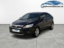 Svart Begagnad 2011 Ford Focus Platinum Halvkombi | 29 900 kr (Bra pris)