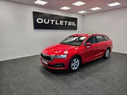 Röd Begagnad 2020 Skoda Octavia Ambition Kombi | 199 000 kr (Marknadspris)