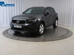 Svart Begagnad 2025 Volvo XC40 Core SUV | 374 900 kr (Bra pris)